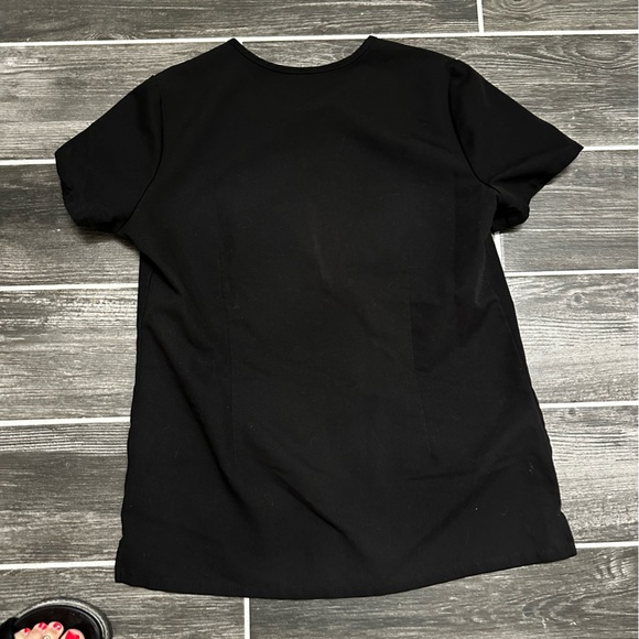 Figs Scrub Top - Picture 3 of 3